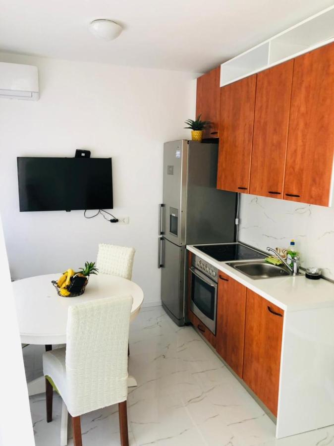 Apartment Lena, Budva Centar Exterior photo